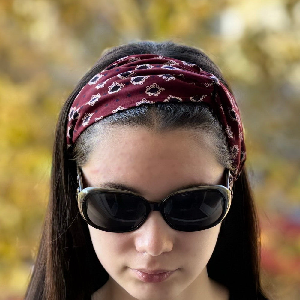 Bandeau cheveux croisé motif losange rouge foncé