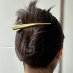 Grande pince à cheveux concorde métal brossé 13cm or