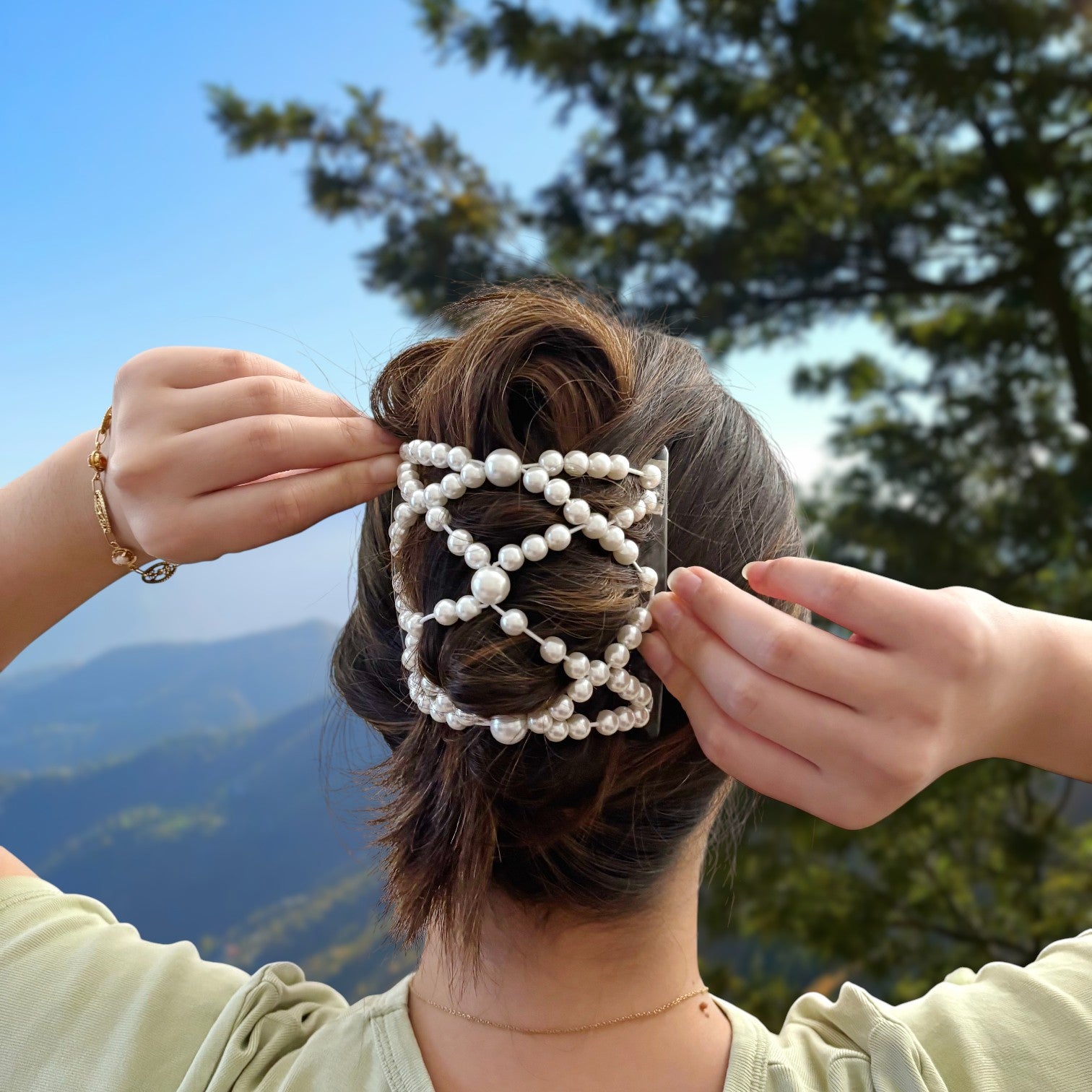 Peigne double cheveux élastique pour chignon – Perles blanches nacrées made in France