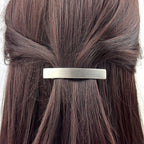 Barrette cheveux moderne 6.5cm metal  brossé argent