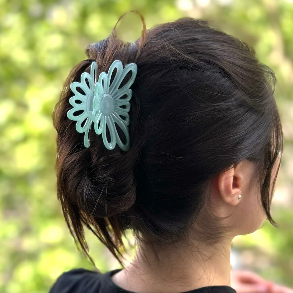 Pince à cheveux fleur 8cm Vert eau – Accessoire cheveux Made in France 