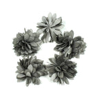 Lot de 5 petites fleurs en tissu satiné 4.5 cm cousues à la main - gris