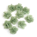 Lot de 10 petites fleurs en tissu voile 30mm cousues à la main - vert céladon