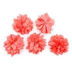 Lot de 5 petites fleurs en tissu satiné 45mm cousues à la main - corail