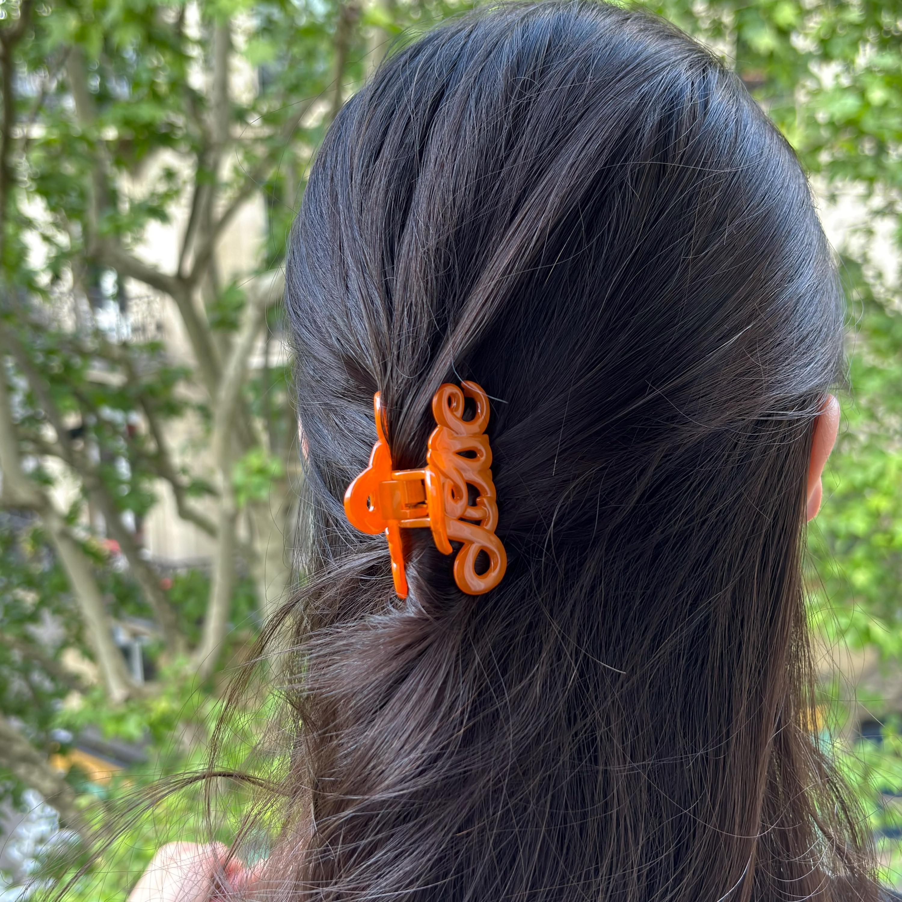 Petite pince cheveux "Love" 5.5cm, accessoire cheveux Fabrication française - orange vif